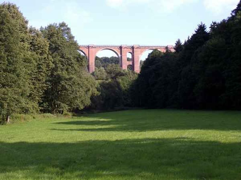 die elstertalbrcke ist die zweitgrsste ziegelsteinbrcke der welt.jpg